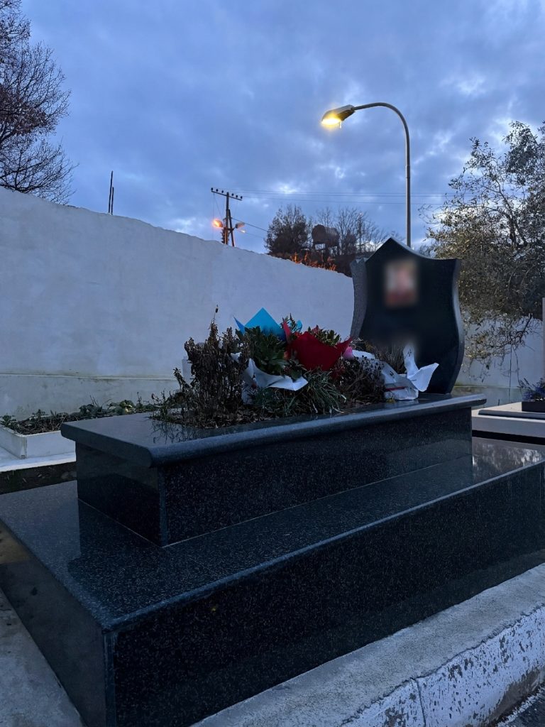 Monument varri graniti
monument varri graniti punim cilësor